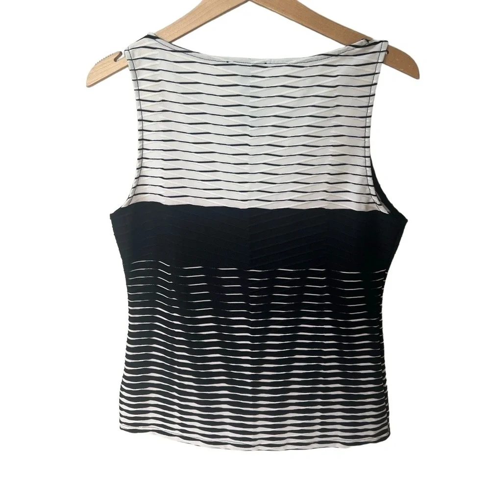 NWT White House Black Market Tank Top Womens Size S Striped Textured Black White - Picture 4 of 9